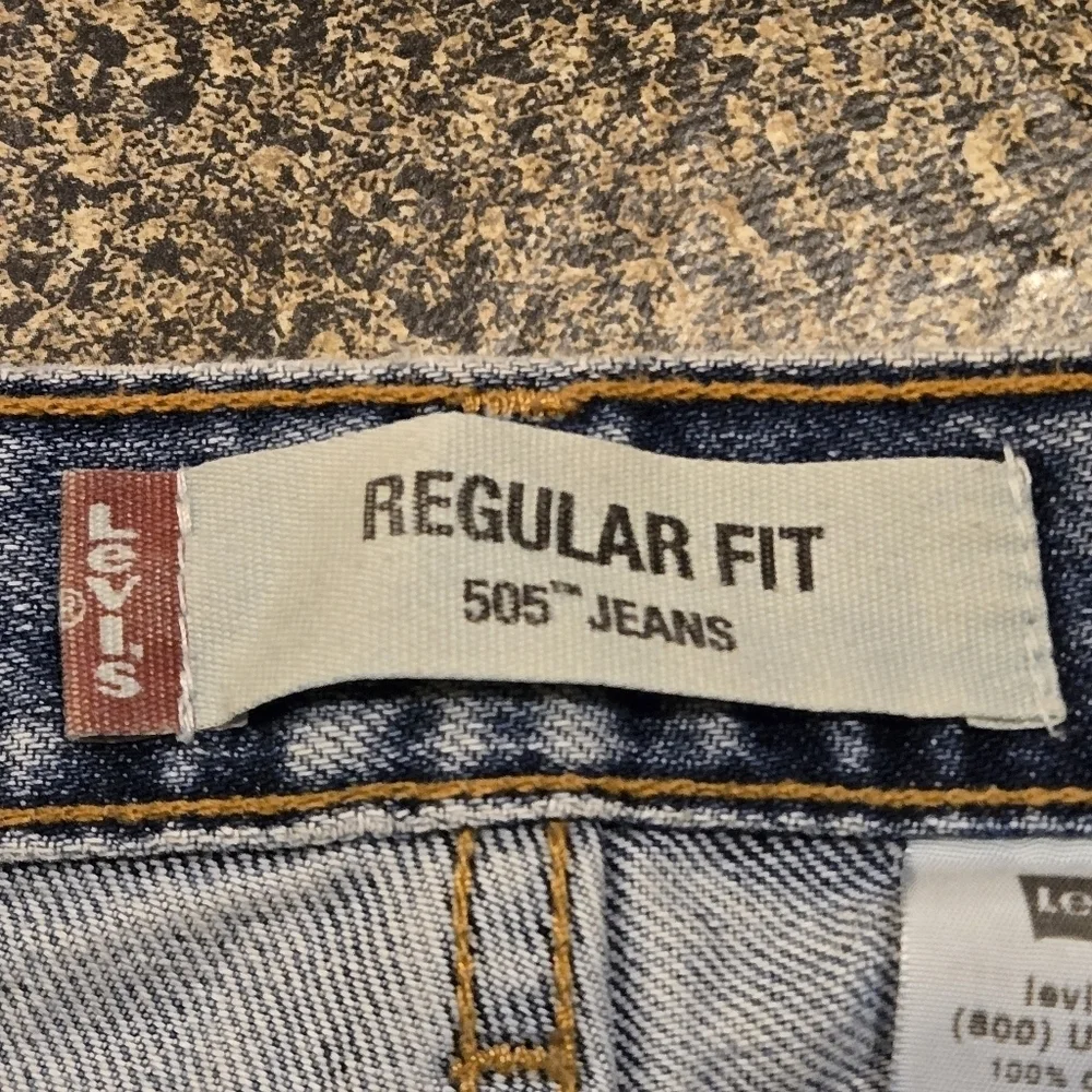 Levis levi’s 505